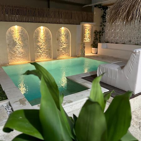 Ellies Hotel Nusa Dua  Eksteriør bilde