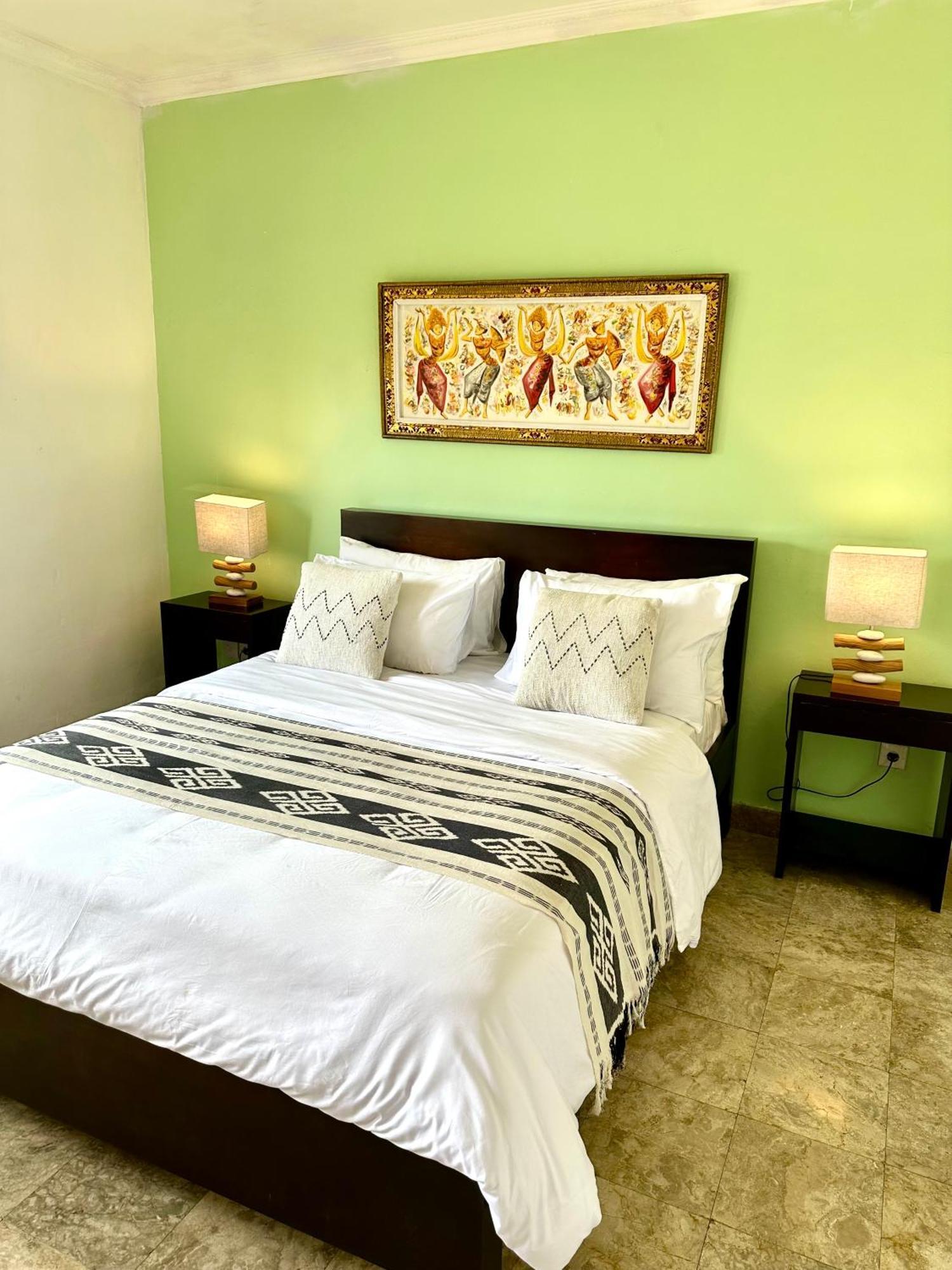 Ellies Hotel Nusa Dua  Eksteriør bilde