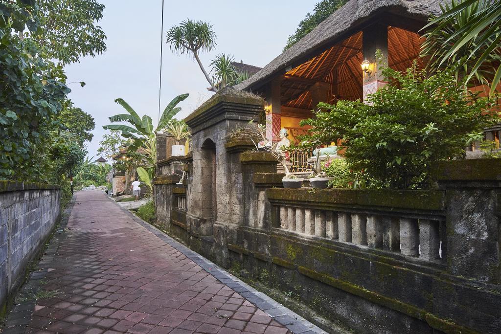 Ellies Hotel Nusa Dua  Eksteriør bilde